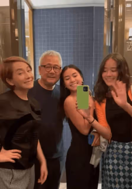 毛舜筠大女兒結婚後,二女兒也傳出好消息,買豪宅為女兒回港準備