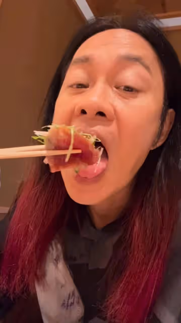 知名港星與妻子慶祝結婚18周年!曬甜蜜合照,女方曾經歷一段婚姻