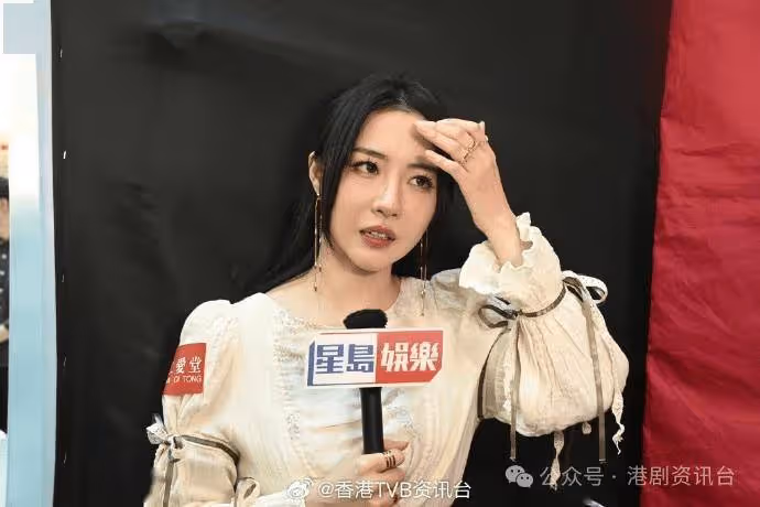 鄭俊弘讚兒子有進步一家三口赴美聽講座!菊梓喬扮傻迴避感情問題