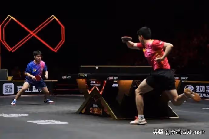 誰懂馬龍最後和林詩棟握手的微笑,是真心的開心啊 國兵後繼有人了
