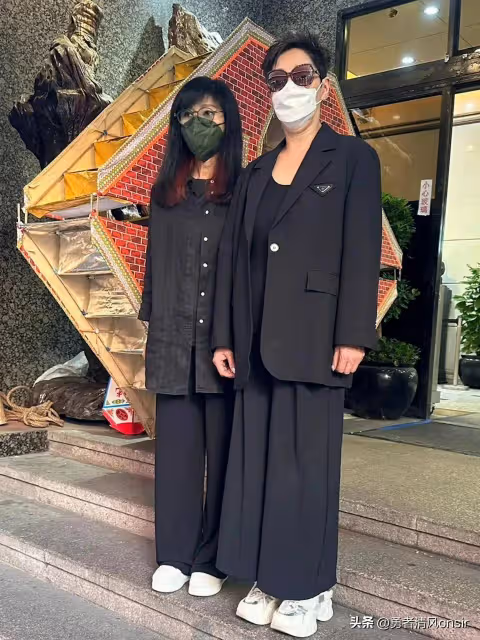 一路走好 ! 徐少強夫婦香港辦喪禮,舊愛雪梨到場致哀,曾志偉群星弔唁