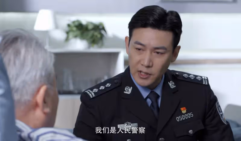 3集就熱度飆升榜第一,央視終於出了一部值得熬夜追的涉案劇了