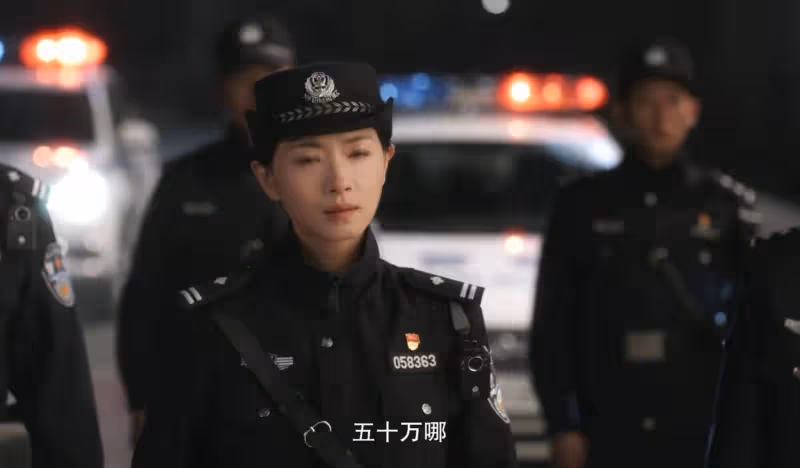 3集就熱度飆升榜第一,央視終於出了一部值得熬夜追的涉案劇了