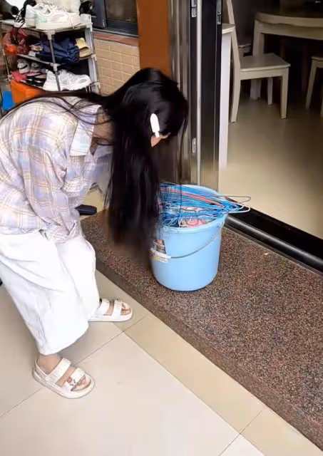 男子0彩禮結婚,嫌殘疾老婆只會幹家務,網友:比娶個祖宗強多了