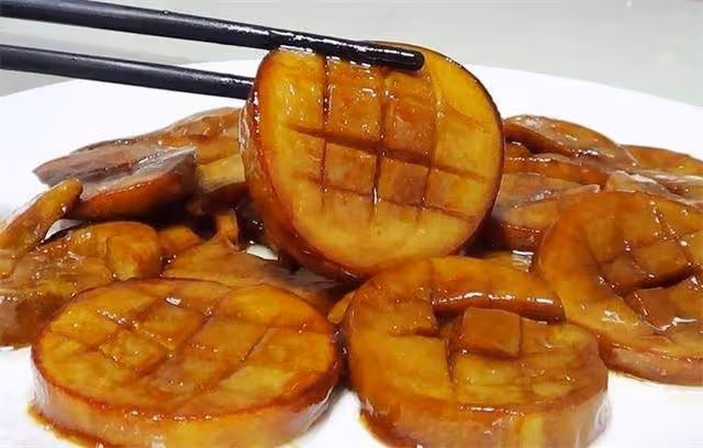 杏鮑菇這樣做才好吃,一道醬汁杏鮑菇,滑爽好吃,吃著和肉沒區別
