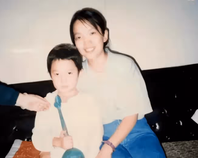 張豐毅,30年沉默背後,為何在兒子爆紅時急切呼喚「父子情」?