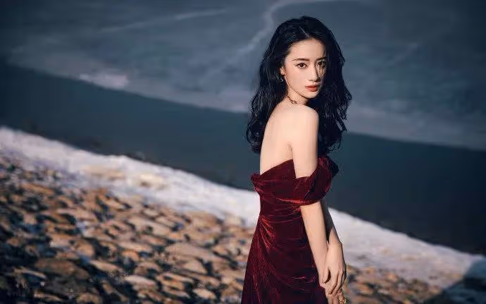 郭曉婷各類靚麗寫真身材火辣!膚白貌美太性感妖艷