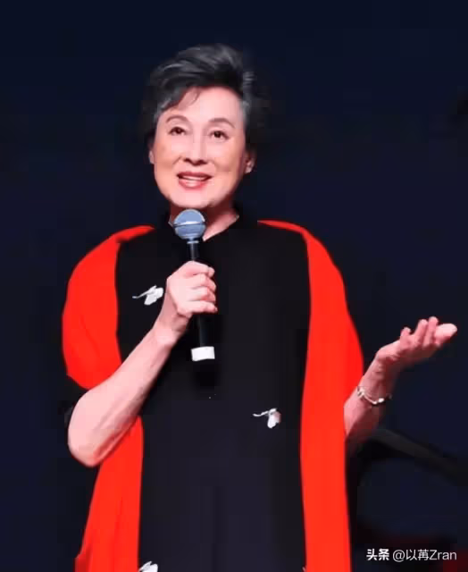 演員向梅:晚年退休後生活淒涼,真相被曝光,才知道背後的傷痛