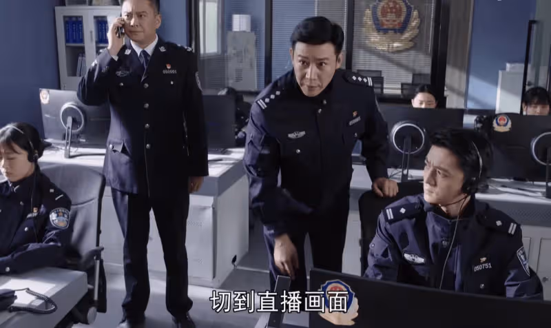 《人民警察》:「黑傘」第3集就露出狐狸尾巴了?趙海洋要小心了