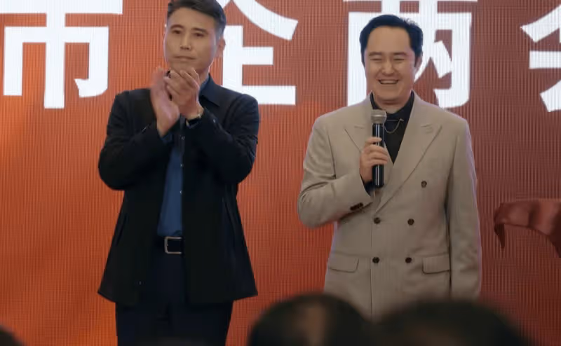 《人民警察》:「黑傘」第3集就露出狐狸尾巴了?趙海洋要小心了