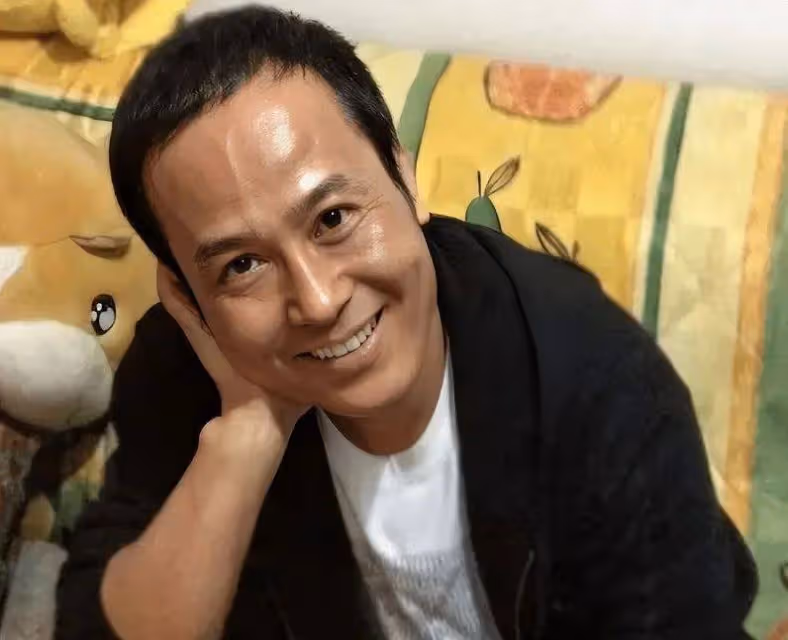 又一演員離世!去世前還在拍戲,小17歲嬌妻發文:天堂見