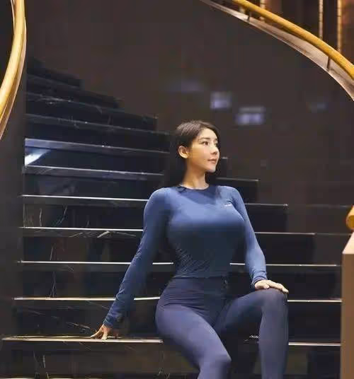 中國乳神王李丹妮再驚艷,網友直呼有點過火