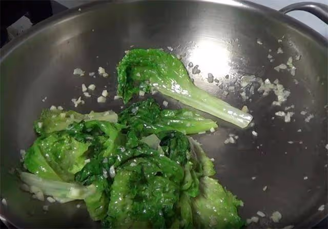生菜這樣做才好吃,一道蒜蓉生菜,清淡好吃,家常簡單快手菜