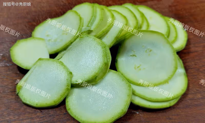 「十月吃一瓜,中藥不用抓」,一利尿,二排毒,三消腫,鮮嫩營養