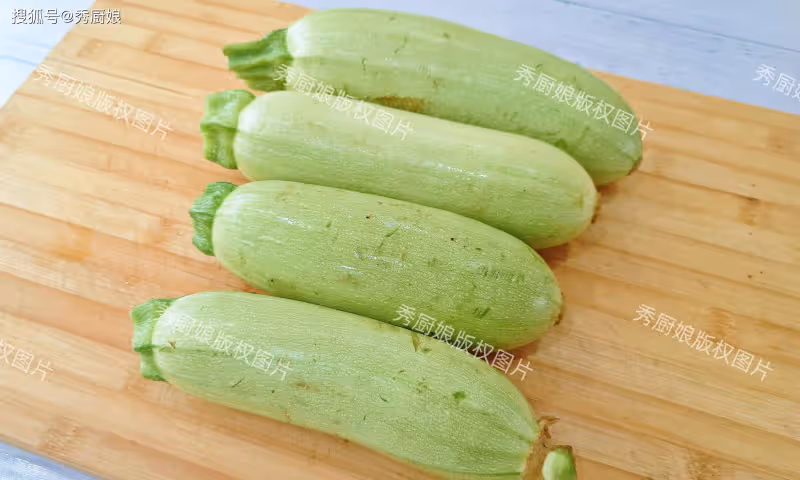 「十月吃一瓜,中藥不用抓」,一利尿,二排毒,三消腫,鮮嫩營養