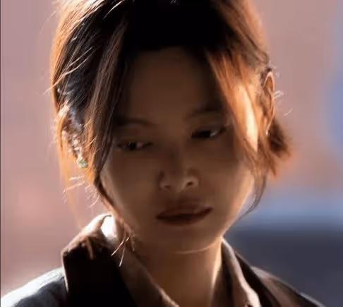 《喬妍的心事》是由什麼改編的?喬妍和姐姐各懷心思互相設防