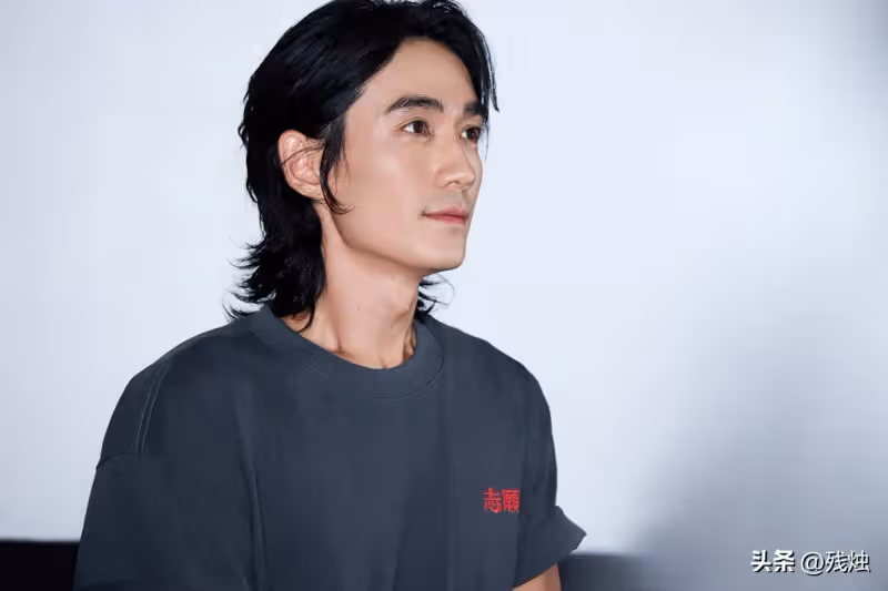 張藝謀《三體》未拍先火,朱一龍或將出演羅輯, 葉文潔人選很驚喜