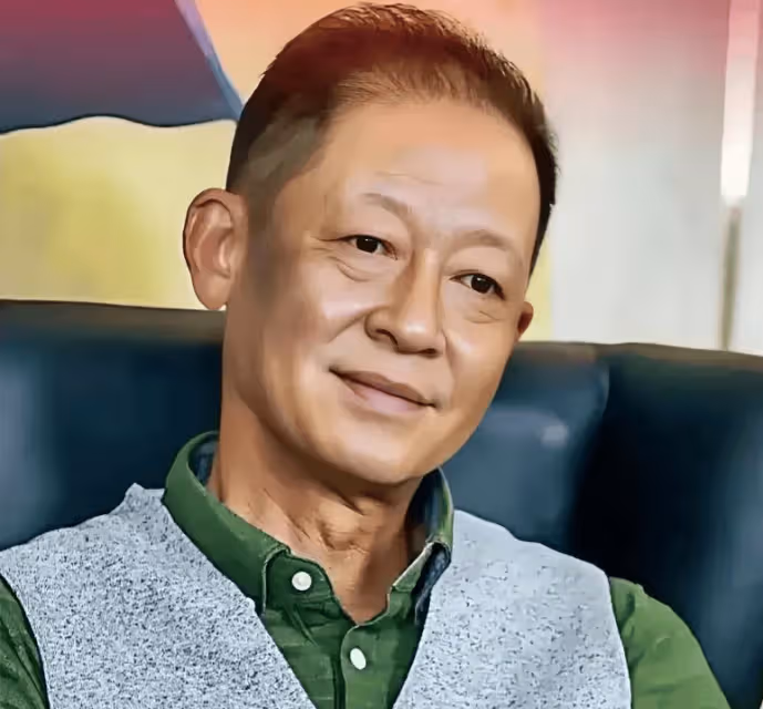 王志文說:「到了一定年齡,沒有穩定的收入,沒有存款,臉不臉的都是浮雲。」