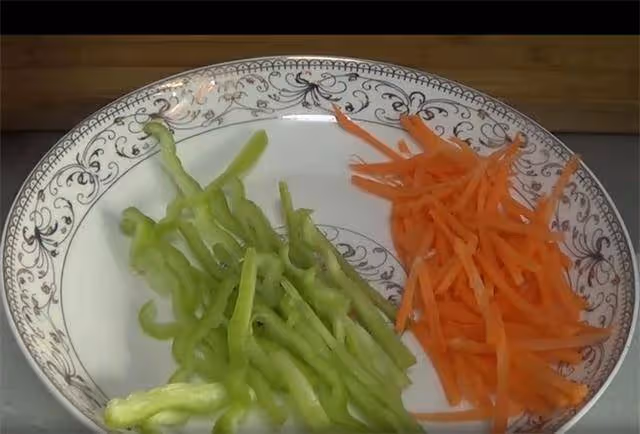教你土豆絲新做法,一道涼拌土豆絲,爽口脆嫩,一次一大口,爽