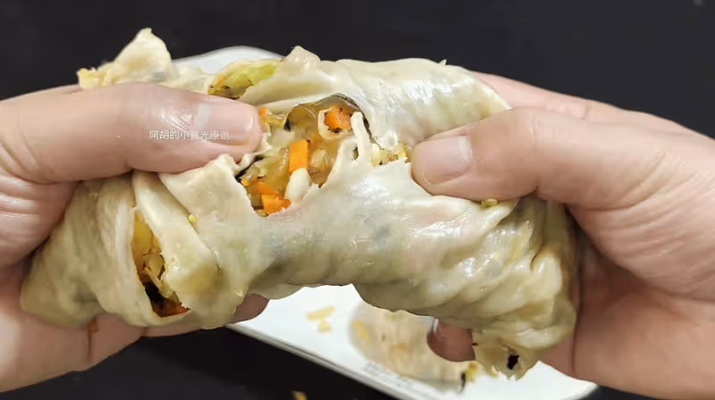 比蘿蔔營養、比白菜鮮,這個「菜王」使勁吃!簡單蒸個菜卷,皮薄餡足、特解饞