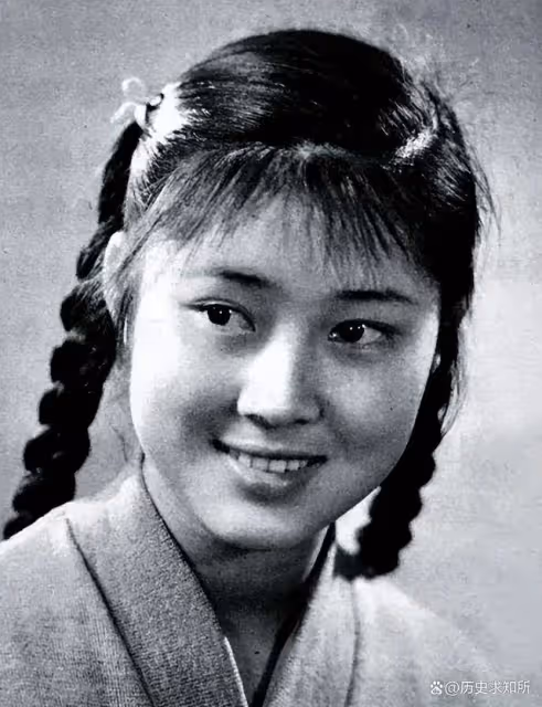 「劉三姐」扮演者,她是第一個被執行死刑的女星,槍斃前突然大喊:這不公平!