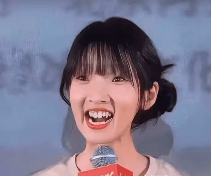 收手吧!資本家的丑孩子」太可怕,沒有演技算了,顏值都沒有
