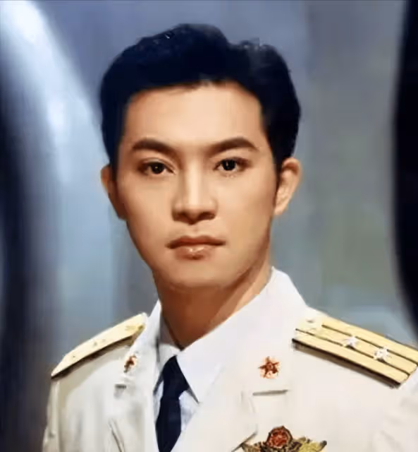 殺瘋了!沙溢瘦成了白展堂,李靜瘦55斤,網友:賈玲的威力太大了