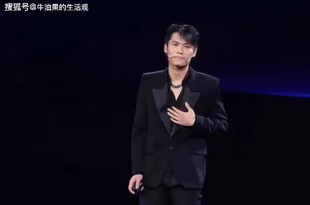 小楊哥掉粉超850萬,億萬網紅翻身無望,桃色事件只是冰山一角