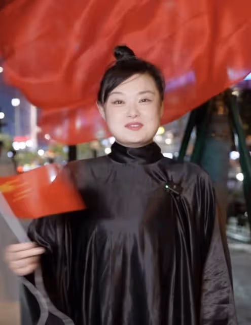 知名港女星曬近況,被指體重有反彈趨勢,減近150磅失去辨識度