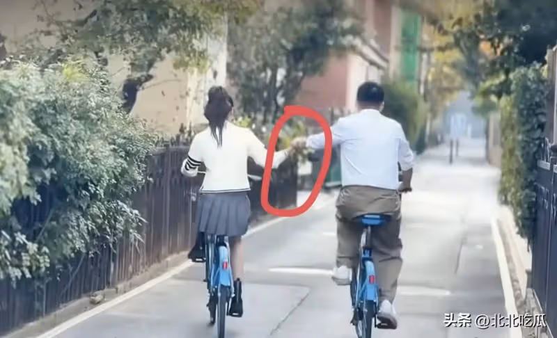 汪小菲Mandy真會玩！自製偶像劇，還原相識全過程，簡直笑不活了
