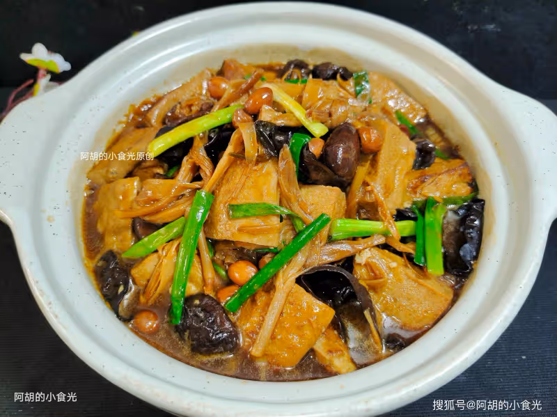 吃雞肉、魚肉不如吃它,花錢少又軟嫩!簡單一燉就出鍋,口口爆汁、其味無窮