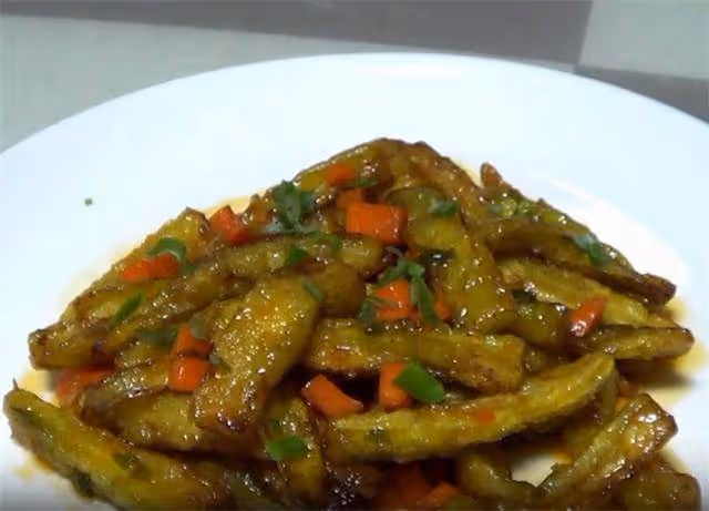 教你茄子新吃法,一道糖醋脆皮茄子,酸甜好吃,外酥內軟,收藏了
