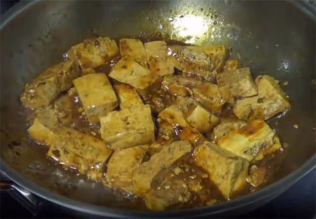 豆腐的家常做法,一道紅燒豆腐,好吃下飯,做法簡單,果斷收藏了
