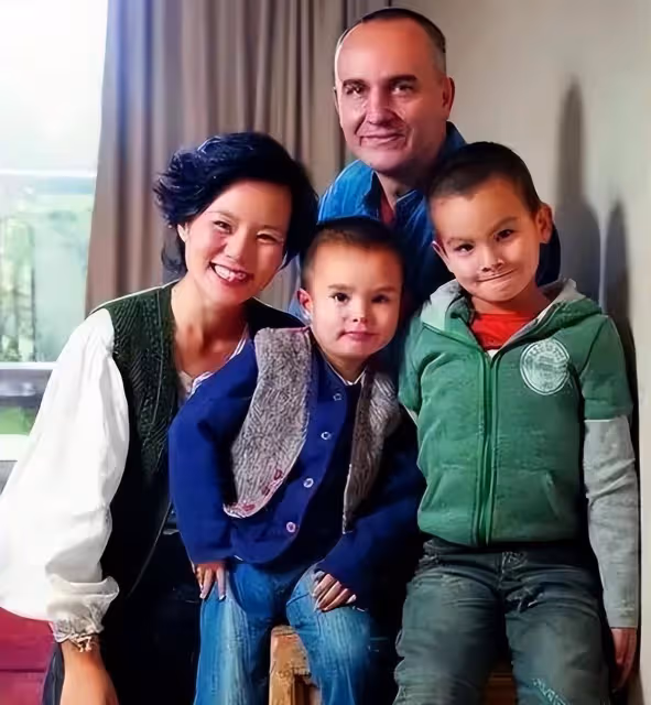 龔琳娜宣布與德國丈夫離婚，與男方結婚20年曾一同創作《忐忑》