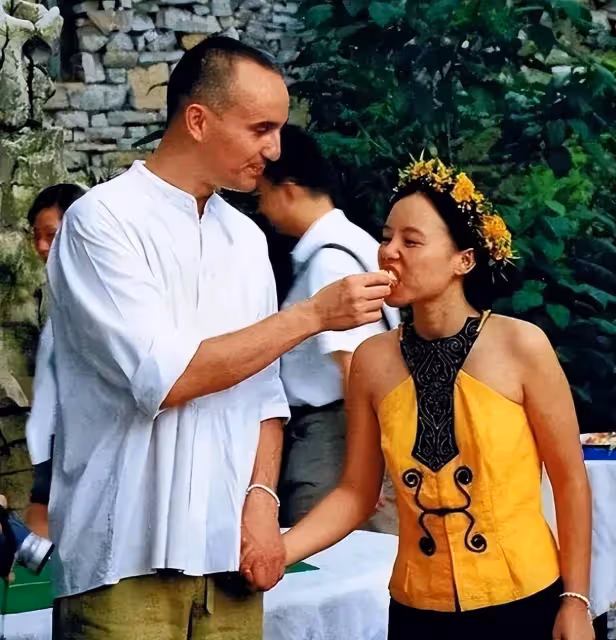 龔琳娜宣布與德國丈夫離婚,與男方結婚20年曾一同創作《忐忑》