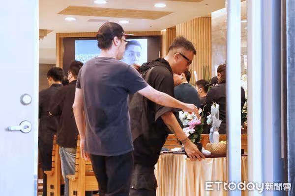 汪建民今辦告別式「遺照曝光」! Ella、愷樂哀悼致意:我們都會想念你