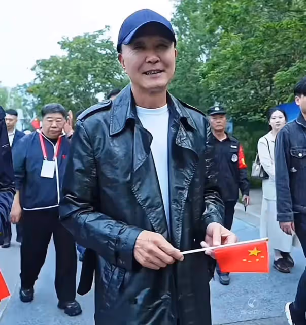 南京迎來70位戲骨:96歲李雪健最和藹,宋春麗太謙虛,葛優最搶鏡