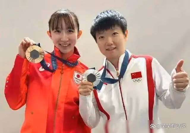 日乒一姐宣布退出亞錦賽,早田希娜發文致歉:現場訓練時再次受傷