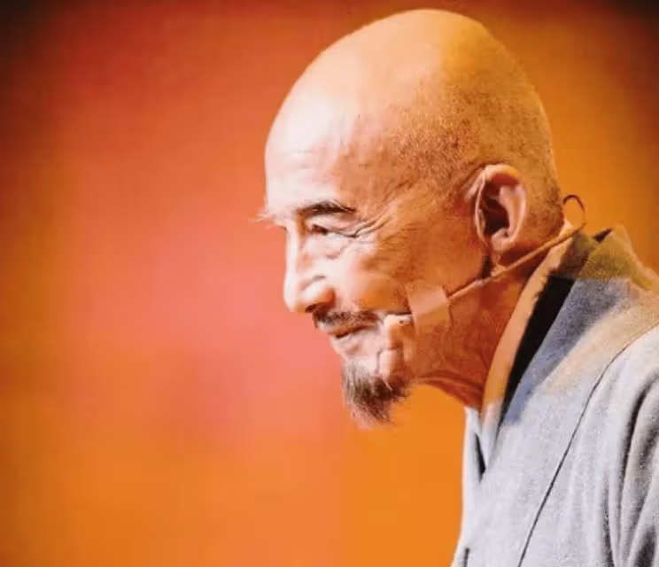 弘一法師曾經說:「從小到大,凡是話太多的人,第一個傷元氣,身體不會好!」