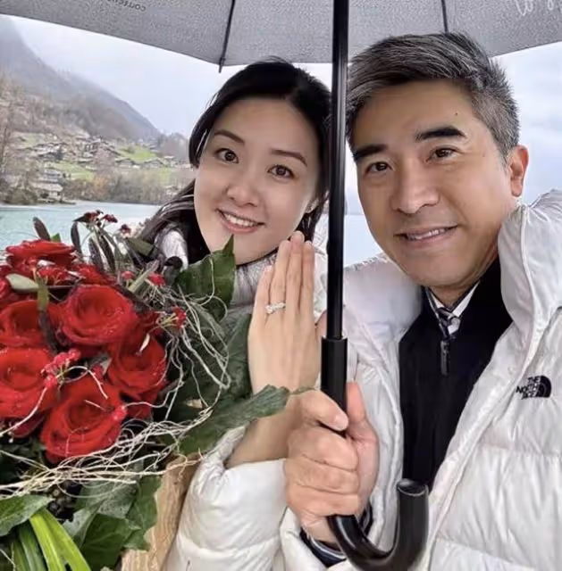 香港女星正式註冊結婚,在星級酒店低調辦婚禮,當第三者成功上位