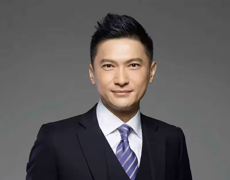 TVB前小生陳錦鴻公開自閉兒子心酸史,如今已成學霸,鋼琴達到演奏級別