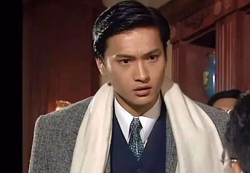 TVB前小生陳錦鴻公開自閉兒子心酸史,如今已成學霸,鋼琴達到演奏級別