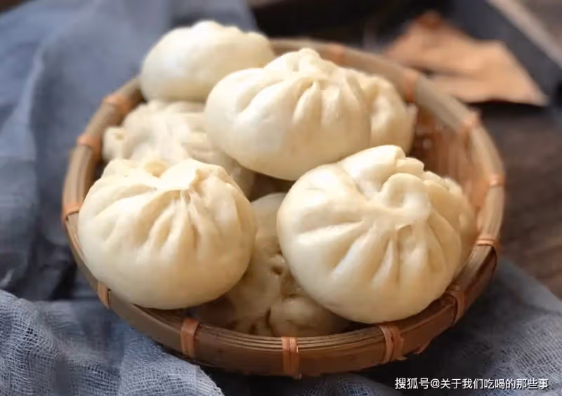 牛肉餡包子怎麼調餡？記得少放1樣、多加1樣，不腥不硬，噴香好吃