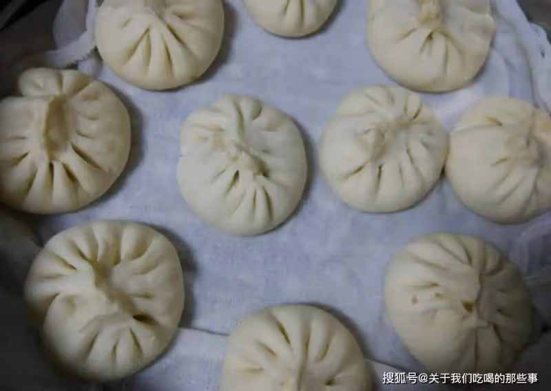 牛肉餡包子怎麼調餡?記得少放1樣、多加1樣,不腥不硬,噴香好吃