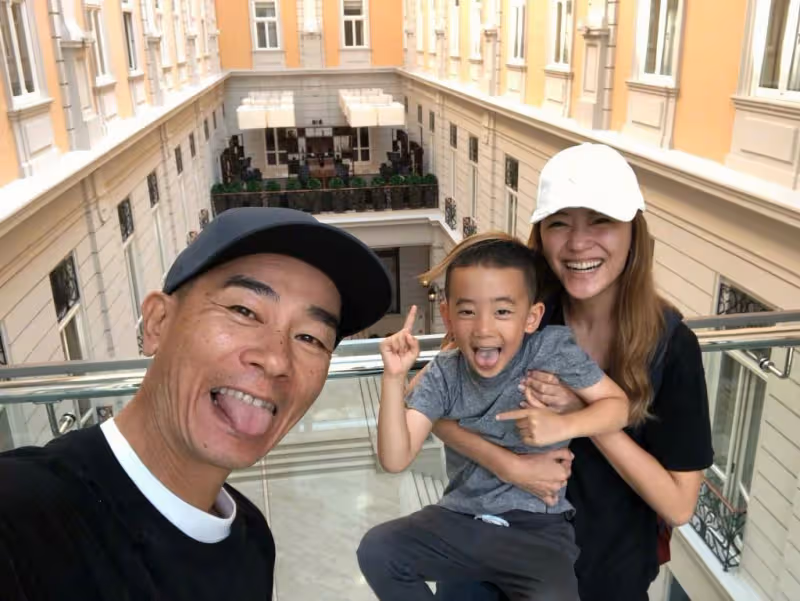陳小春近照曝光!臉頰下垂滿布皺紋,網友:這是斷崖式衰老?