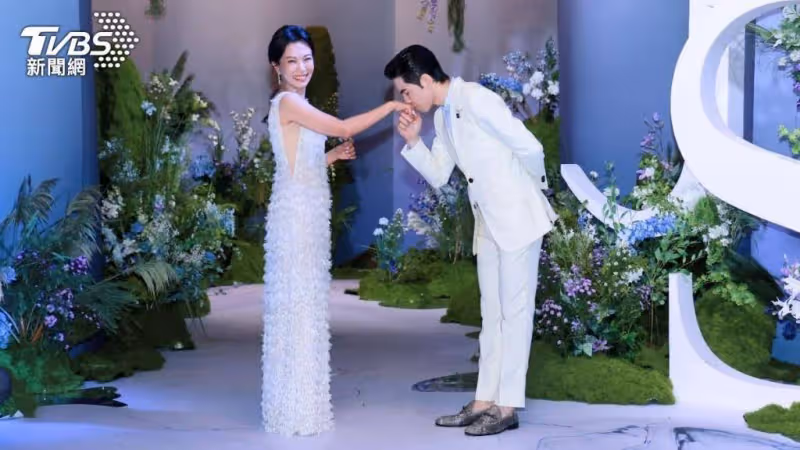 蕭敬騰豪華世紀婚禮現場曝光!老婆戴13.33克拉千萬婚戒