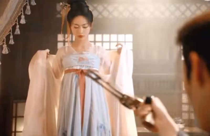 首播即爆!劉學義吳謹言的《春花焰》真帶感,又好劇追了
