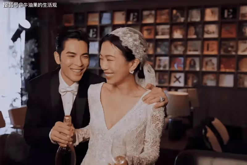 蕭敬騰婚禮出現尷尬一幕!51歲林有慧被催生,去年宣布為愛丁克