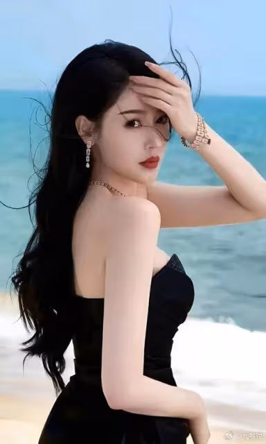 張天愛各類靚麗寫真美爆了!雪膚玉貌曼妙身材性感妖艷