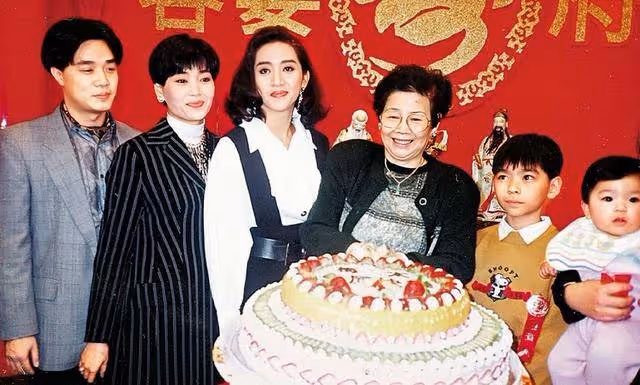 突發!梅艷芳100歲母親遭入稟申請破產,與兒子已脫離母子關係